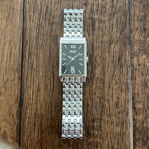 Hugo Boss Men’s watch. Used but in a good condition.
